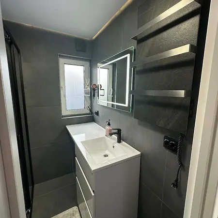 Duo House In The Mountains Apartment Huklyvyy